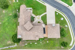 409 Cielo Cir, Marble Falls, TX 78654 - Photo 32