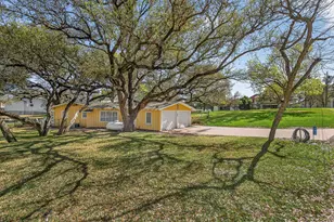 102 Cove Ln, Sunrise Beach, TX 78643 - Photo 6