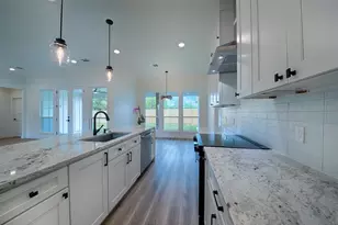 106 W Briar Dr, Granite Shoals, TX 78654 - Photo 14