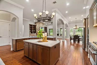 2703 Parkview Dr, Marble Falls, TX 78654 - Photo 12