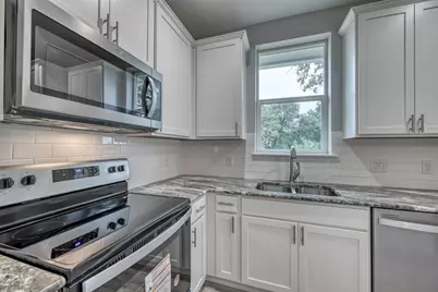 1915 Willow Street, Kingsland, TX 78639 - Photo 8