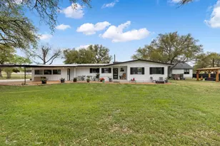 639 E Hwy 71, Llano, TX 78643 - Photo 30