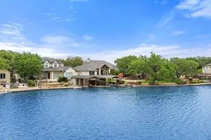 113 Wennmohs Pl, Horseshoe Bay, TX 78657 - Photo 2