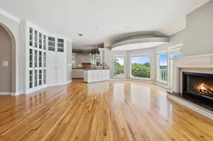 4921 Creek Meadow Cove, Spicewood, TX 78669 - Photo 10