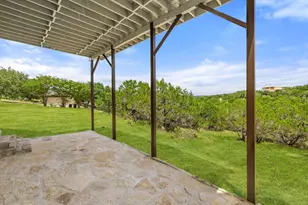 4921 Creek Meadow Cove, Spicewood, TX 78669 - Photo 30
