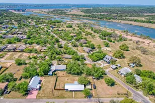 874 Pine Ln, Cottonwood Shores, TX 78657 - Photo 16