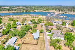 874 Pine Ln, Cottonwood Shores, TX 78657 - Photo 2