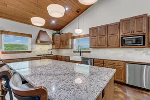 5020 Co Rd 252, Bertram, TX 78605 - Photo 12