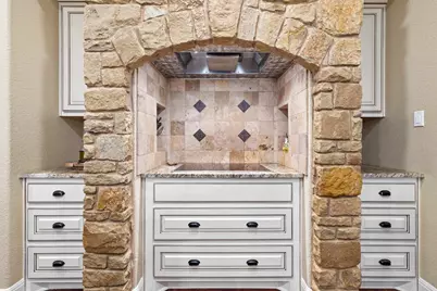 348 Carlson Circle, Buchanan Dam, TX 78609 - Photo 10