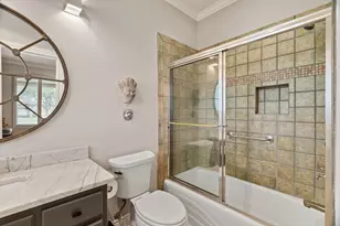 106 San Saba Ct, Horseshoe Bay, TX 78657 - Photo 20