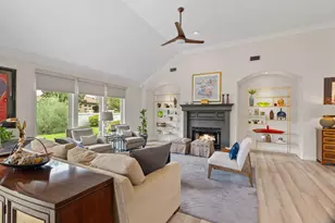 106 San Saba Ct, Horseshoe Bay, TX 78657 - Photo 6