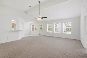 203 Crestview Dr, Johnson City, TX 78636 - Photo 6