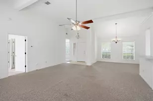 203 Crestview Dr, Johnson City, TX 78636 - Photo 8