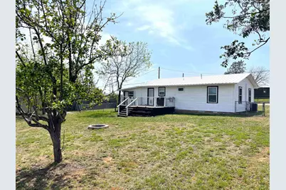 1101 E College, Llano, TX 78643 - Photo 20