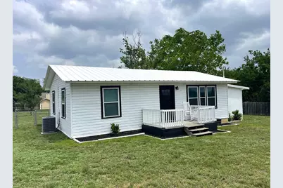 1101 E College, Llano, TX 78643 - Photo 1