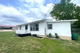 1101 E College, Llano, TX 78643 - Photo 2