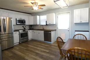 1101 E College, Llano, TX 78643 - Photo 10