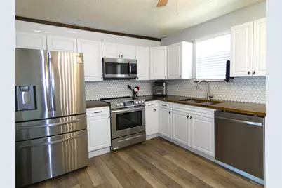 1101 E College, Llano, TX 78643 - Photo 8