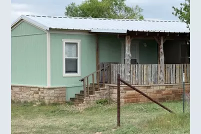 804 W College, Llano, TX 78643 - Photo 2