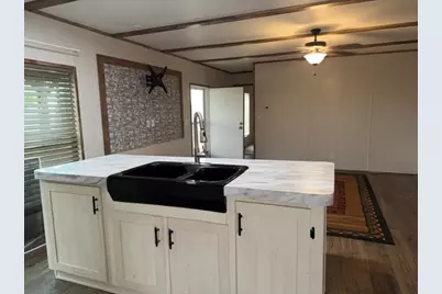 804 W College, Llano, TX 78643 - Photo 6