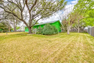 604 Elkhorn Dr, Kingsland, TX 78639 - Photo 6