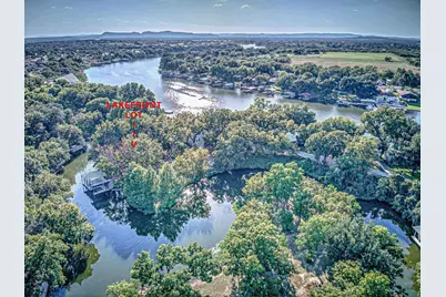 1336 S Lakeside Drive, Kingsland, TX 78639 - Photo 1