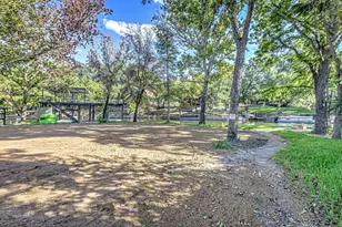 1336 S Lakeside Dr, Kingsland, TX 78639 - Photo 10