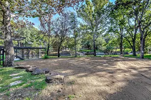 1336 S Lakeside Dr, Kingsland, TX 78639 - Photo 14