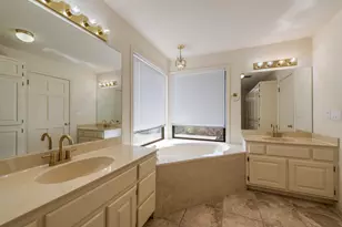 4948 Travis Oaks Dr, Marble Falls, TX 78654 - Photo 10