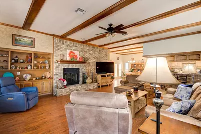 115 Firestone Pl, Meadowlakes, TX 78654 - Photo 4