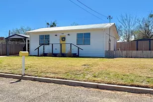 404 W Haynie St, Llano, TX 78643 - Photo 18