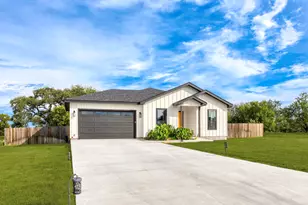 1008 Naumann Dr Dr, Granite Shoals, TX 78654 - Photo 2