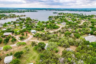 204 W Lakeshore Dr, Llano, TX 78643 - Photo 28