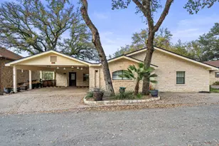 536 Crestwood Dr, Kingsland, TX 78639 - Photo 2