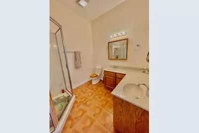 110 Llano Oaks Drive, Llano, TX 78643 - Photo 16