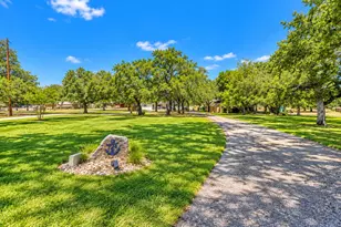 724 S Chaparral, Burnet, TX 78611 - Photo 2