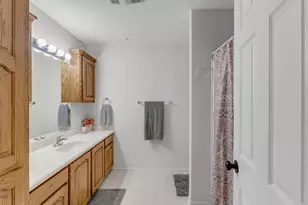 99 Gateway Pkwy, Marble Falls, TX 78654 - Photo 24