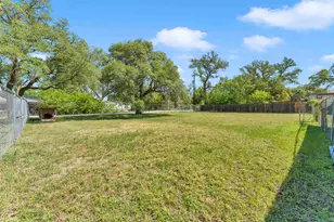 603 S Silver St, Burnet, TX 78611 - Photo 24