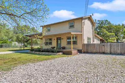 603 S Silver Street, Burnet, TX 78611 - Photo 2