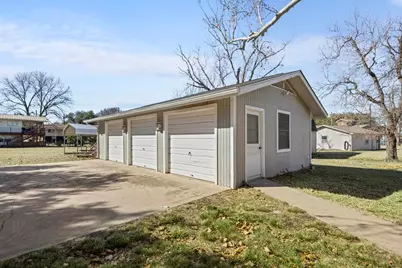 433 S Shorewood Drive, Granite Shoals, TX 78654 - Photo 4