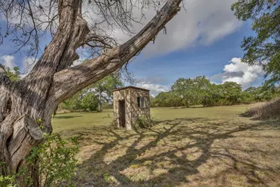 1912 Us-281 S Highway, Johnson City, TX 78636 - Photo 44