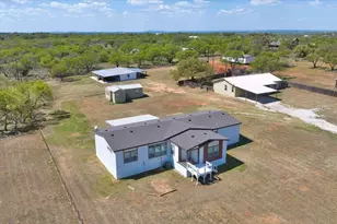 241 E Flag Creek Ranch Rd, Llano, TX 78643 - Photo 2