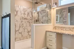 241 E Flag Creek Ranch Rd, Llano, TX 78643 - Photo 14