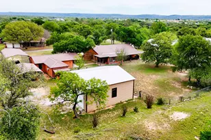 205 Reven Acres, Kingsland, TX 78639 - Photo 38