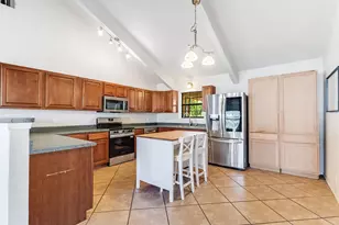 2906 Oak Ridge Dr, Horseshoe Bay, TX 78657 - Photo 6