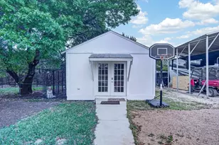 360 Darwin Dr, Burnet, TX 78611 - Photo 40