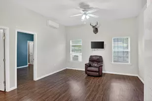 360 Darwin Dr, Burnet, TX 78611 - Photo 32