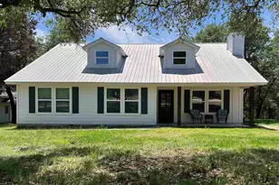 360 Darwin Dr, Burnet, TX 78611 - Photo 2