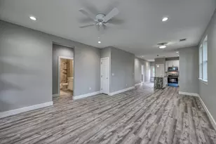 1915 Willow St, Kingsland, TX 78639 - Photo 2