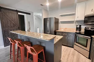 604 Port, Horseshoe Bay, TX 78657 - Photo 6